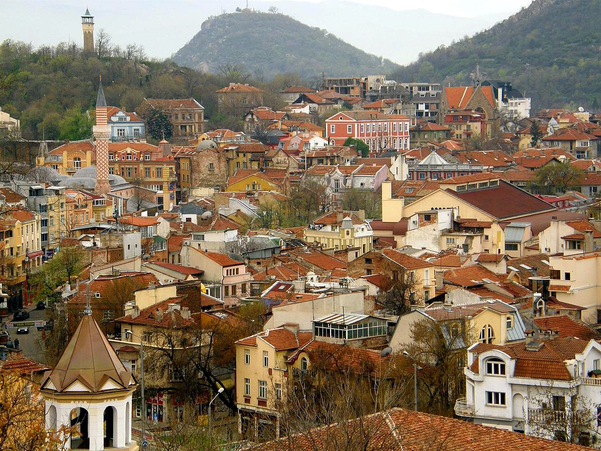 1200px-Plovdiv_Bulgaria.jpg