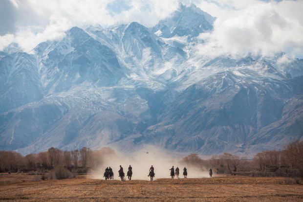 Hindu-Kush-Mountains-Afghanistan-620x413.jpg